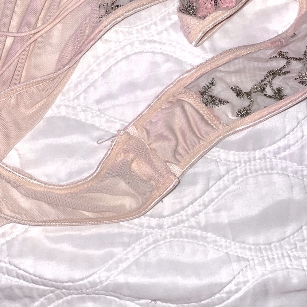 Pink butterfly lingerie - Picture 10 of 13
